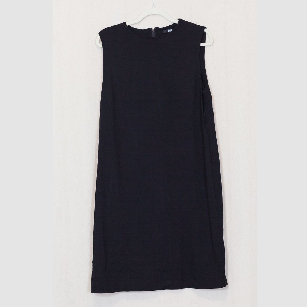 Uniqlo black sleeveless midi shift dress